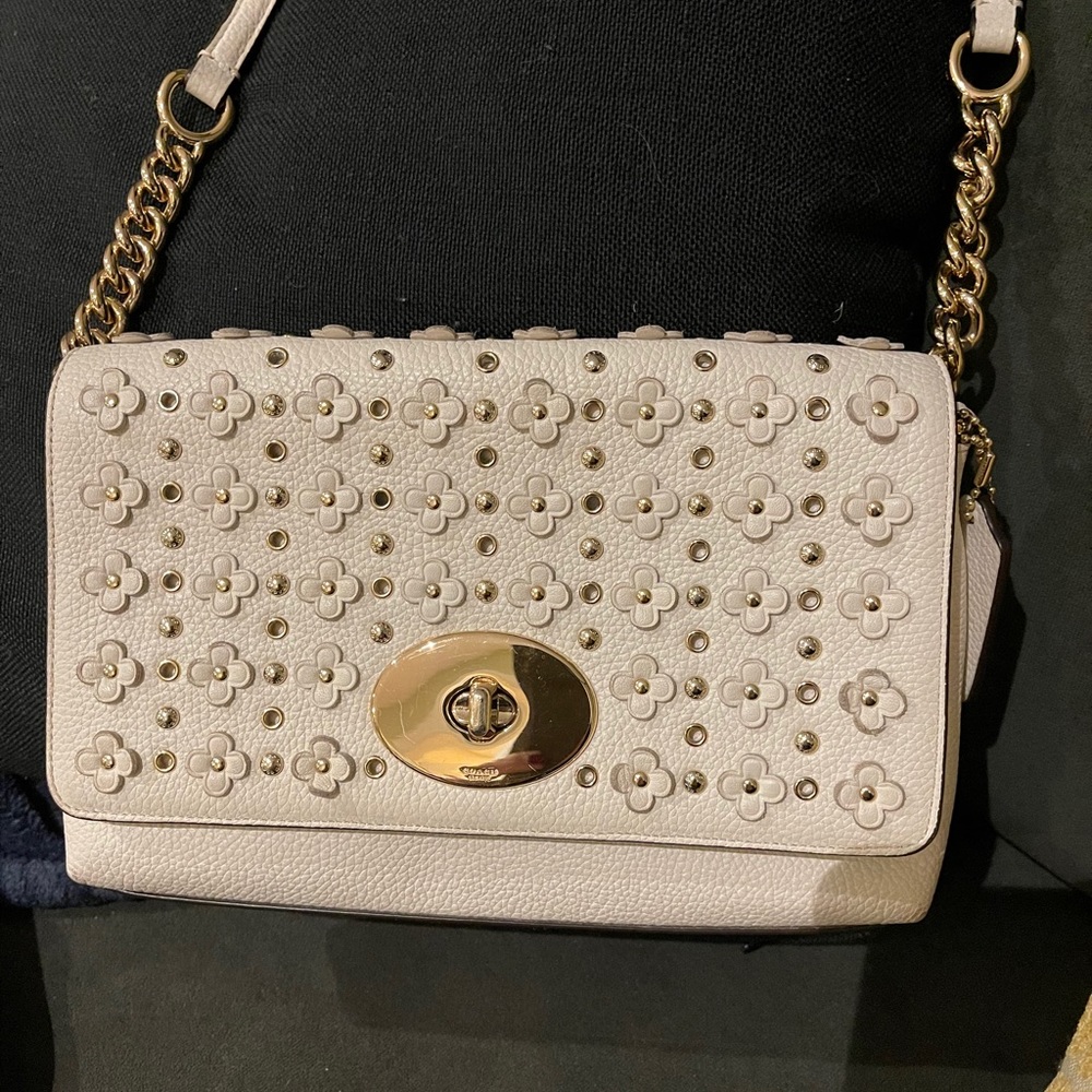 Off - white Coach crossbody